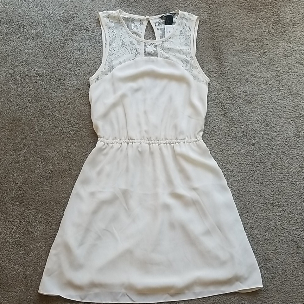 White Lace Sleeveless Sun Dress